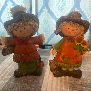 Scarecrow figurines
